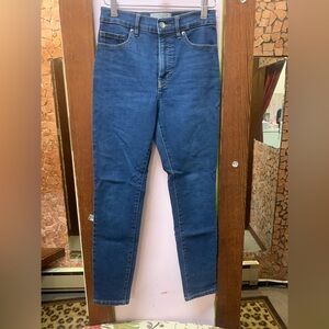 Looks new Classic Blue Denim Jeans